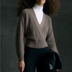 Modern Citizen Maren Cropped V-Neck Sweater, Large